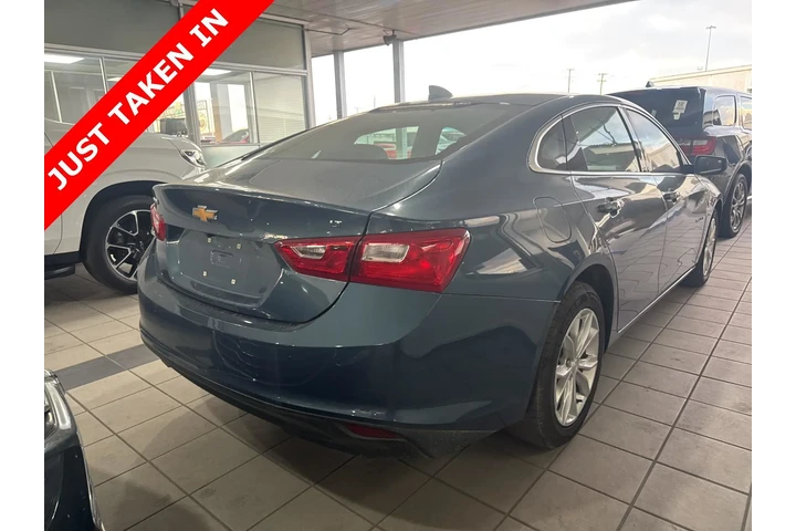 $19948 : Chevrolet Malibu 2025 LT 4dr image 5