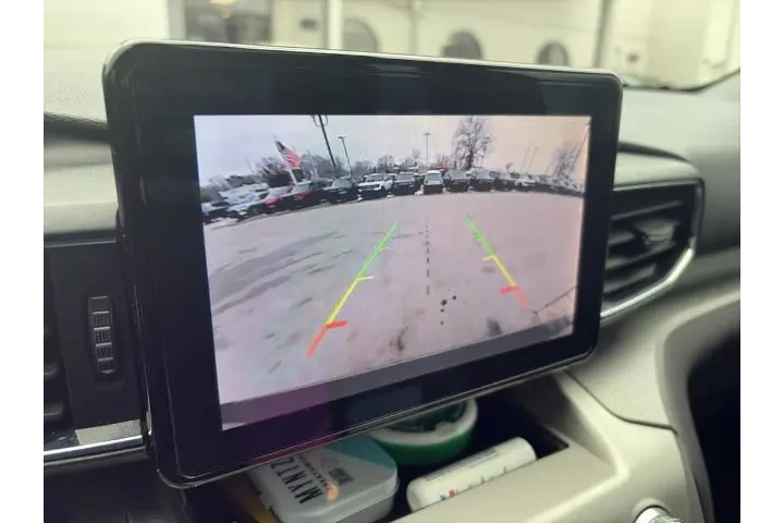 $27500 : Ford Explorer 2022 AWD XLT 4 image 5