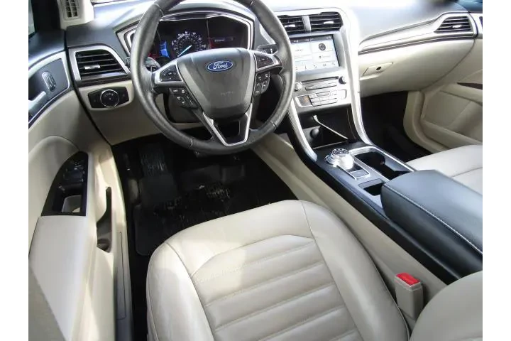 $15999 : Ford Fusion 2018 AWD SE 4dr image 2