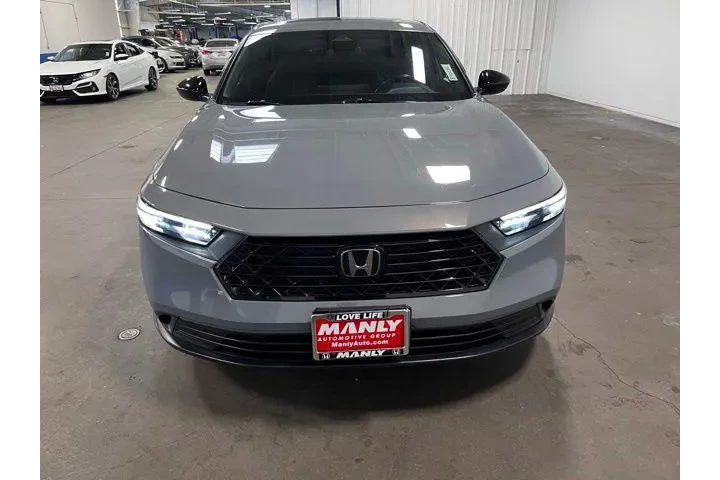 $24921 : Honda Accord Hybrid 2023 Spo image 8