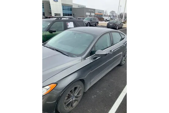 $12209 : Ford Fusion 2018 S 4dr Sedan image 9