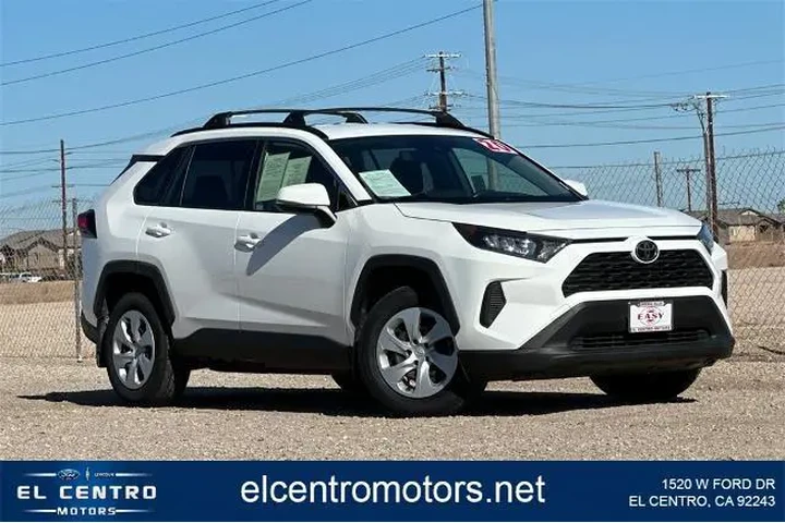 $19800 : Toyota RAV4 2020 LE 4dr SUV image 1