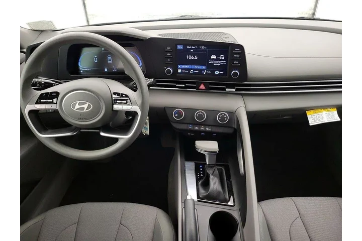 $22998 : Hyundai ELANTRA 2024 SE 4dr image 9