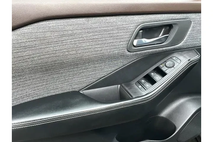 $23990 : Nissan Rogue 2023 SV 4dr Cro image 10