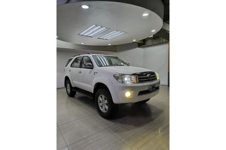 $32000 : Venta Toyota fortuner 2010 image 8