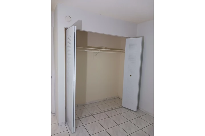 $1100 : Rento un cuarto image 3