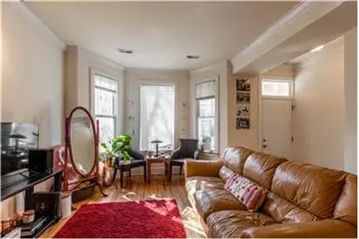 $3600 : Rental property with 3 bedro image 1