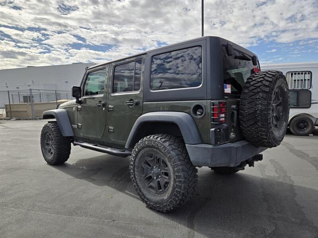 $26901 : Pre-Owned 2015 WRANGLER UNLIM image 8