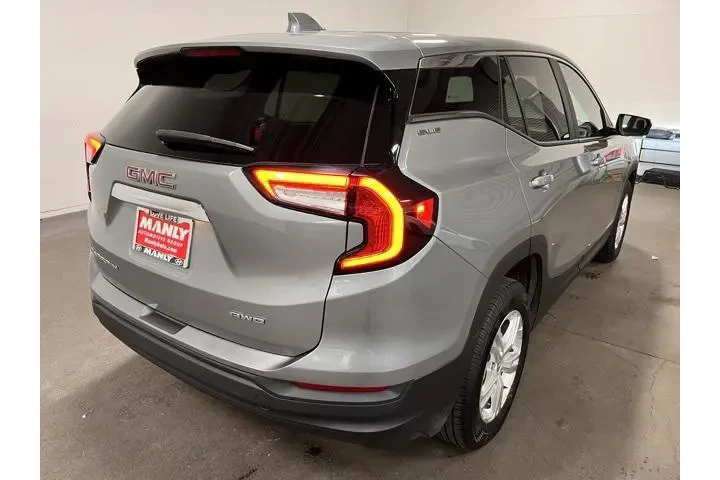 $21496 : GMC Terrain 2024 AWD SLE 4dr image 3