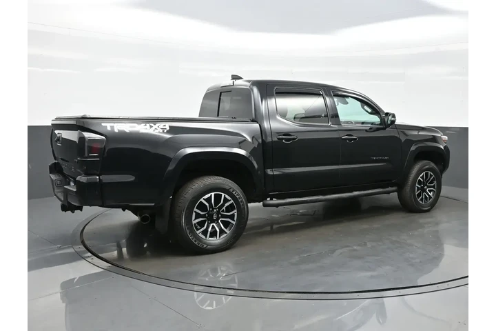 $39986 : Toyota Tacoma 2020 4x4 TRD S image 6