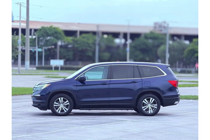 $13449 : Honda Pilot 2016 image 6