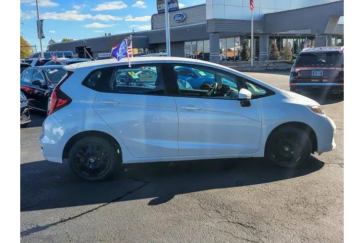 $19880 : Honda Fit 2019 LX 4dr Hatchb image 9