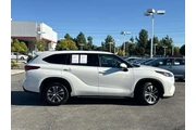 $30980 : Toyota Highlander 2020 XLE 4 thumbnail
