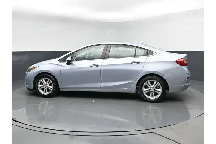 $7952 : Chevrolet Cruze 2017 LT Auto image 4
