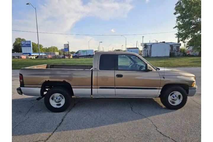$2750 : 2001 Ram 1500 SLT image 5