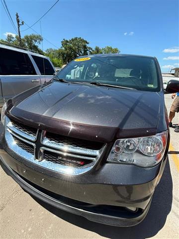 $15990 : 2018 DODGE GRAND CARAVAN PASS image 2