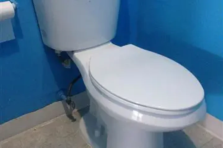 FONTANERO /PLOMERO image 1