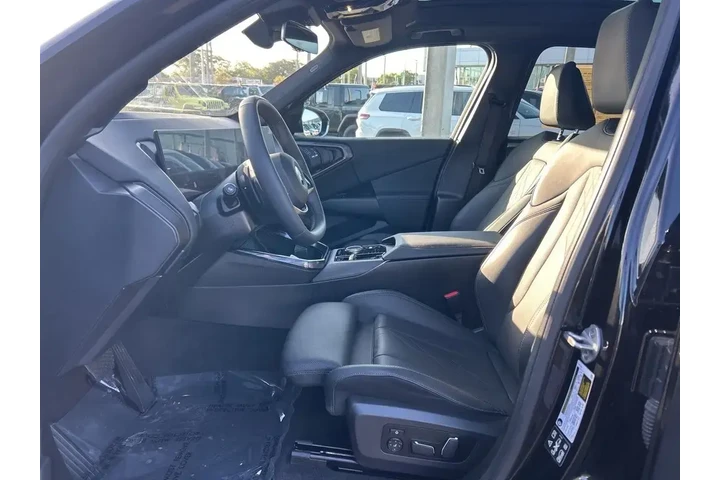 $39983 : BMW X3 2025 AWD 30 xDrive 4d image 9