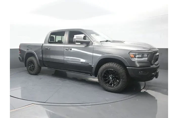 $28477 : Ram 1500 2019 4x4 Rebel 4dr image 8