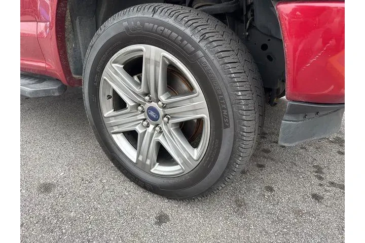 $23687 : Ford F-150 2018 4x4 XLT 4dr image 10