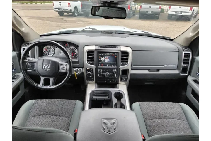 $21495 : 2019 RAM 1500 Classic Big Horn image 4