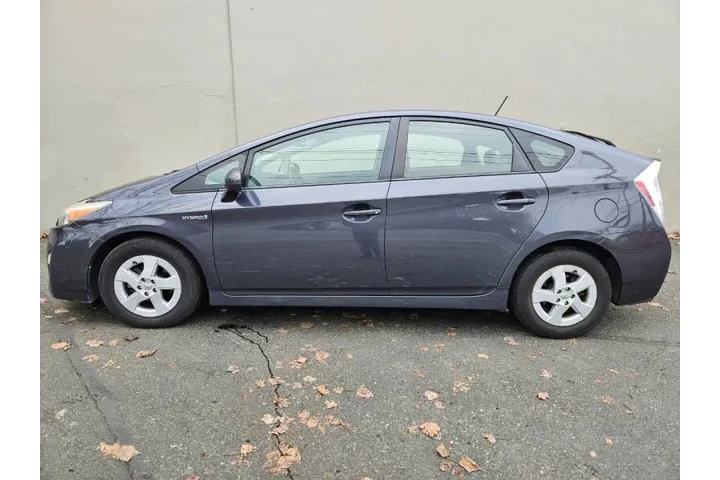 $6999 : 2010 Prius III image 3