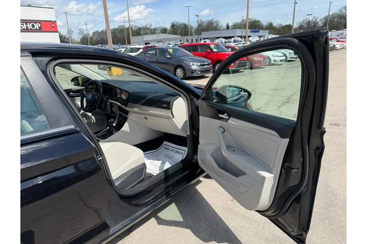 $8980 : 2020 Jetta S image 8