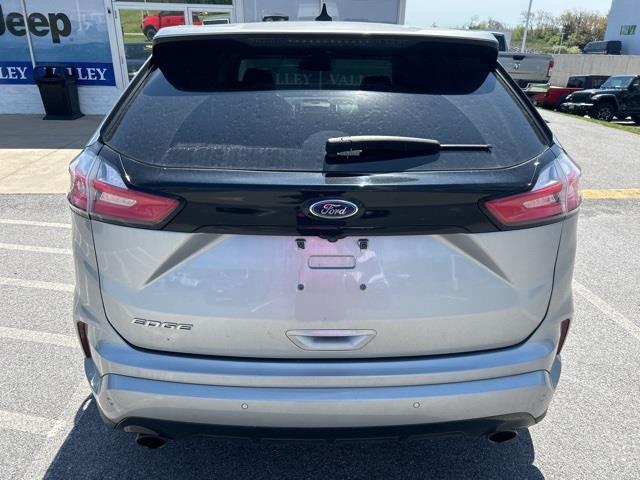 $26049 : PRE-OWNED 2020 FORD EDGE ST L image 4