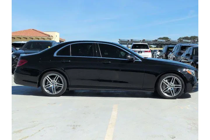 $18998 : Mercedes-Benz E-Class 2018 E image 4