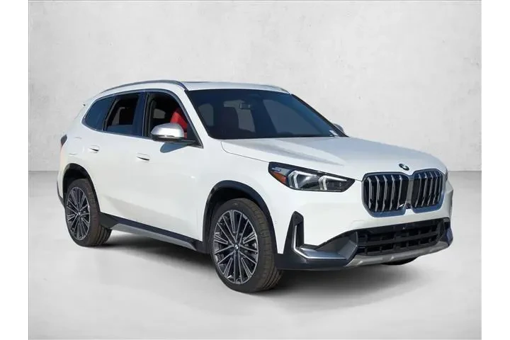$34500 : BMW X1 2024 AWD xDrive28i 4d image 3