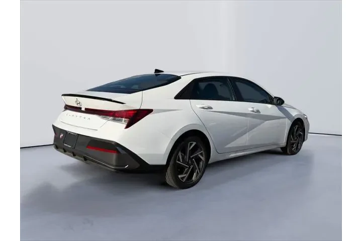 $23988 : Hyundai ELANTRA 2025 SEL Spo image 3