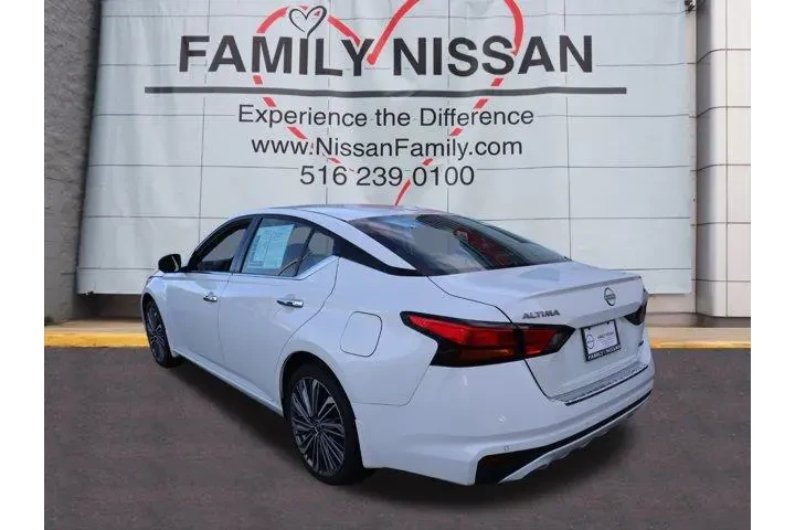 $28709 : Nissan Altima 2023 AWD 2.5 S image 6