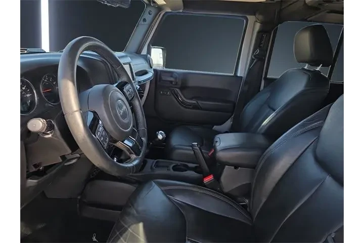 $12000 : Jeep Wrangler Unlimited 2015 image 9