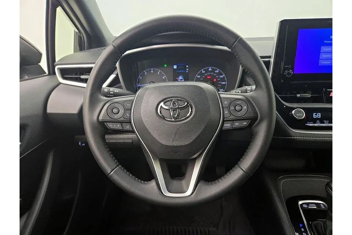 $25998 : Toyota Corolla Hatchback 202 image 10