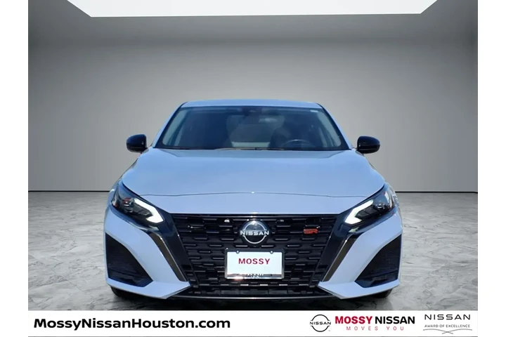 $21999 : Nissan Altima 2024 2.5 SR 4d image 3