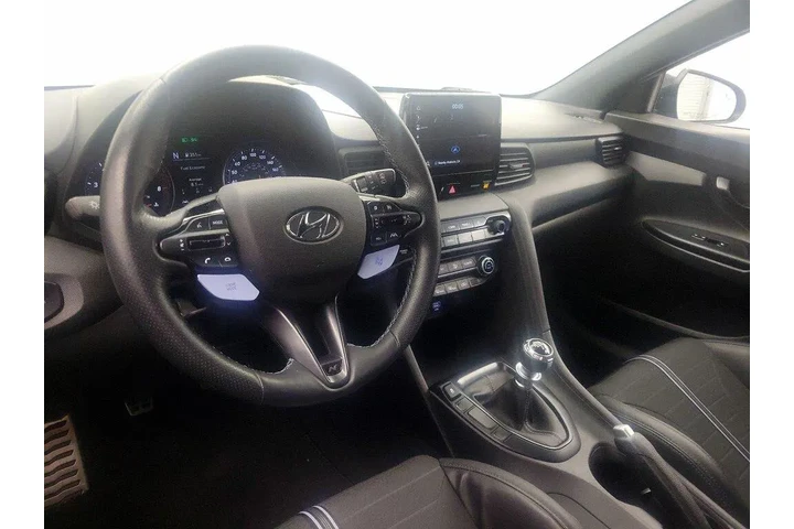 $26998 : Hyundai VELOSTER N 2021 3dr image 9