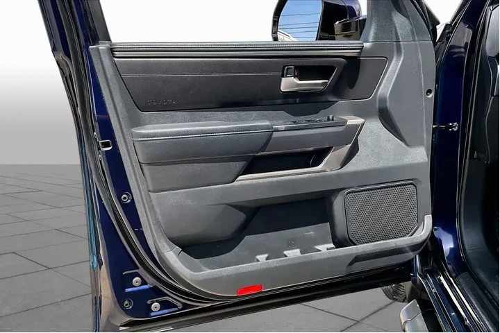 $39991 : Toyota Tundra 2024 4x2 SR5 4 image 8