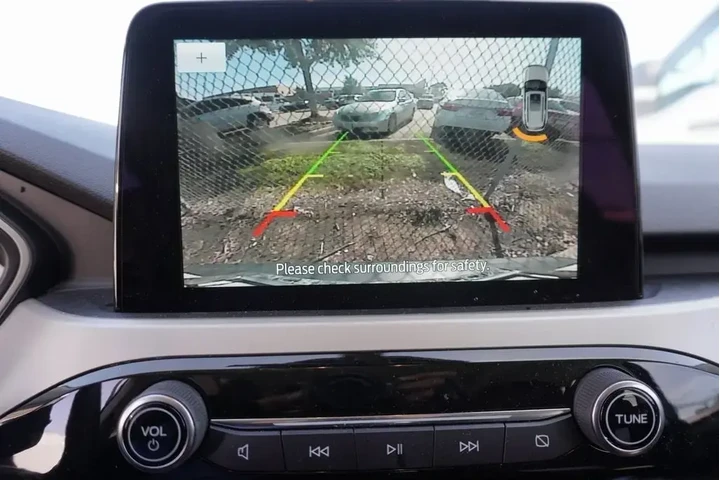 $20988 : Ford Escape 2021 SEL 4dr SUV image 9