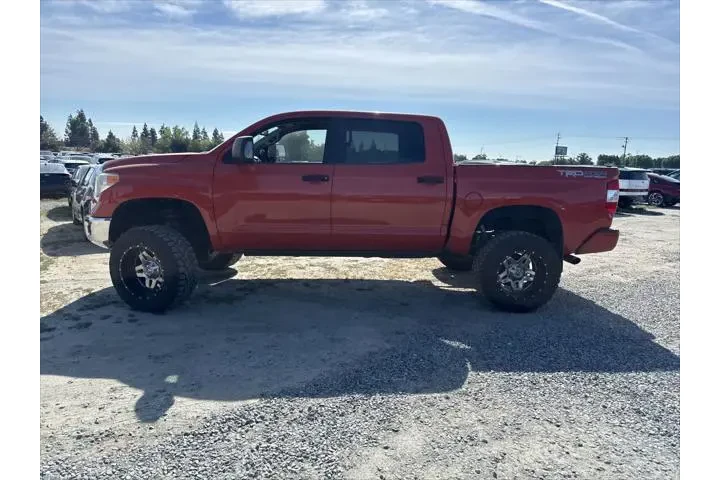 $31999 : Toyota Tundra 2016 4x4 SR5 4 image 8