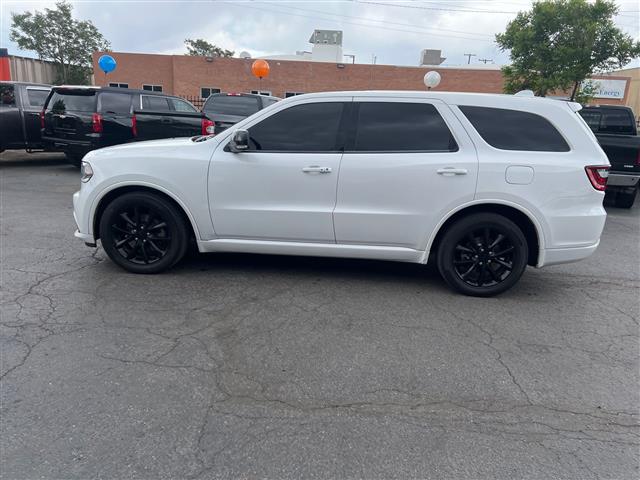 $21988 : 2017 Durango R/T, CLEAN CARFA image 2