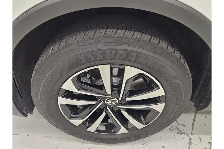 $18282 : Volkswagen Tiguan 2022 S 4dr image 10