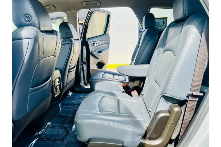 $20995 : 2021 Enclave Essence FWD image 10