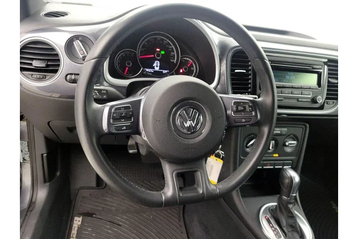 $18998 : Volkswagen Beetle 2015 1.8T image 10