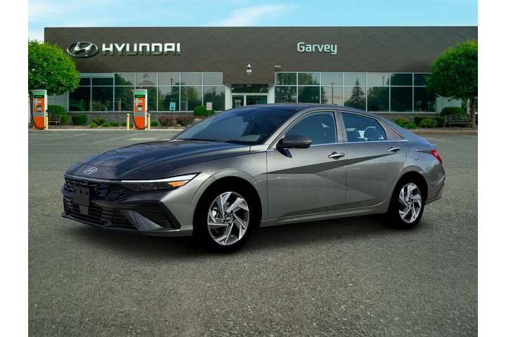$23135 : Hyundai ELANTRA 2025 SEL Con image 2