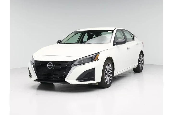 $21998 : Nissan Altima 2025 2.5 SV 4d image 4