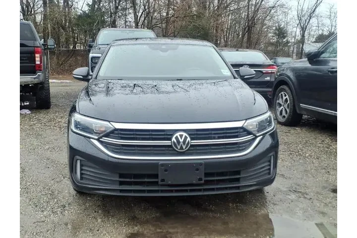 $22241 : Volkswagen Jetta 2024 SEL 4d image 7