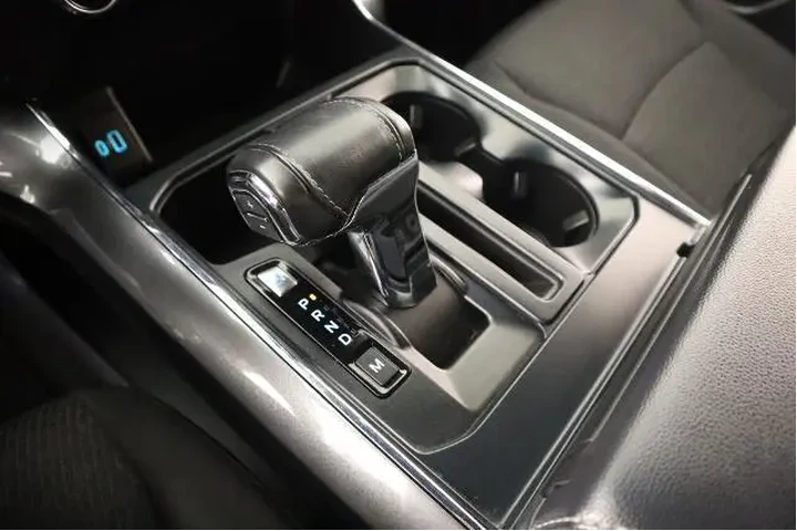 $38924 : Ford F-150 2022 4x4 XLT 4dr image 9