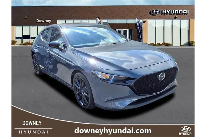 $21944 : Mazda Mazda3 Hatchback 2024 image 3