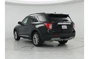 $29998 : Ford Explorer 2021 AWD XLT 4 thumbnail