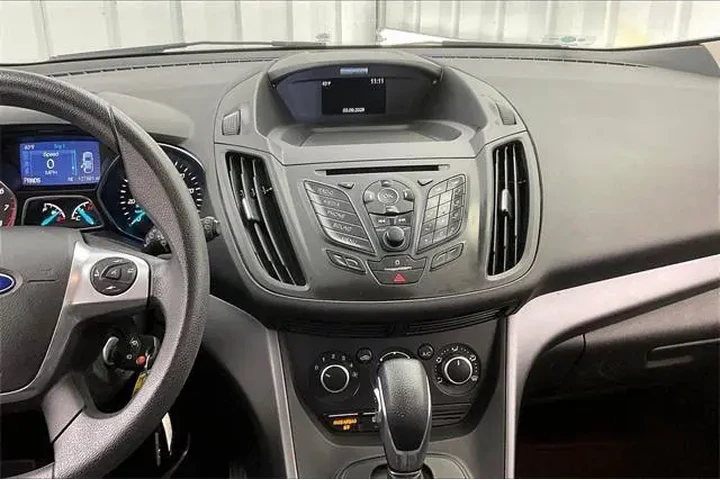 $7990 : Ford Escape 2015 S 4dr SUV image 6